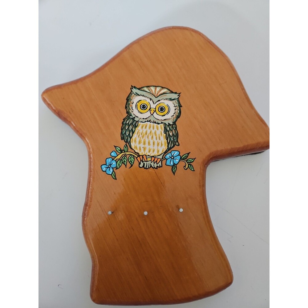 Handmade 70s Boho Mushroom Shaped Owl Necklace Holder